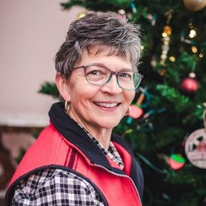 Meet your Posher, Sharon